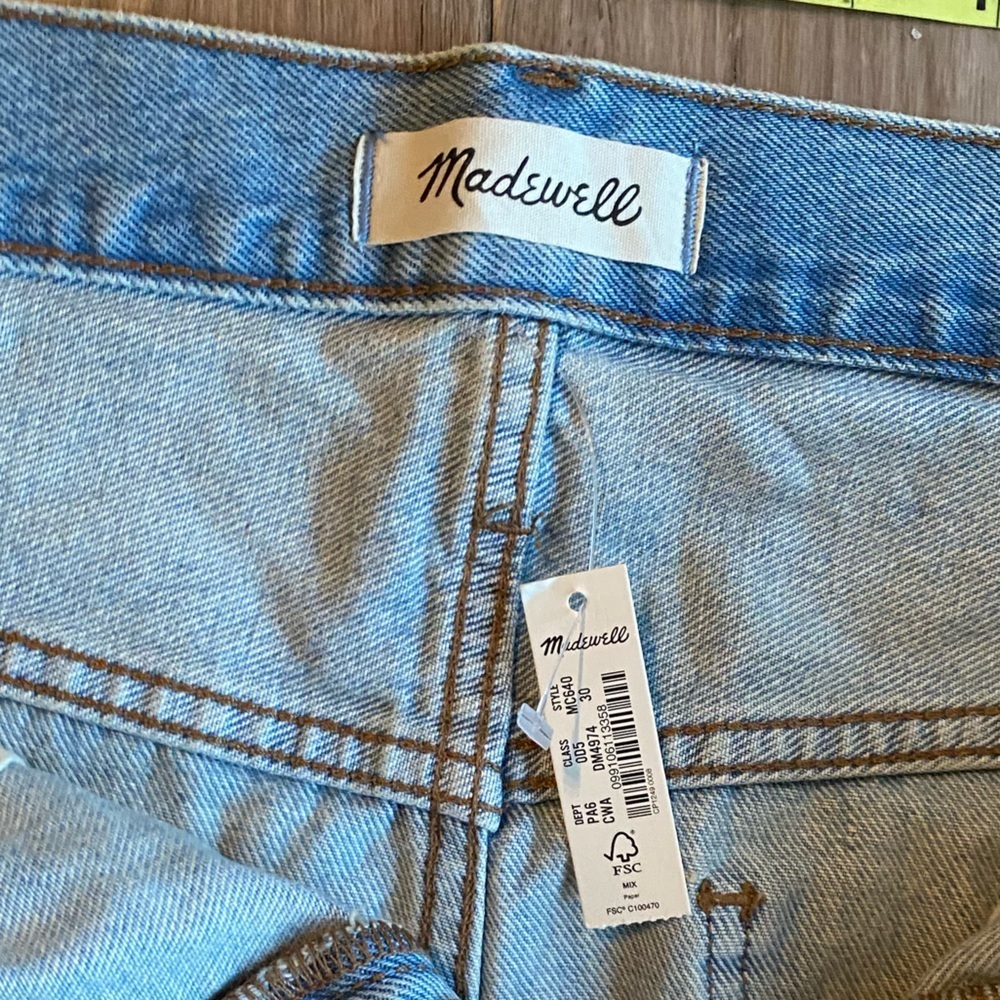 NWT Madewell Relaxed Denim Shorts - Picture 7 of 8